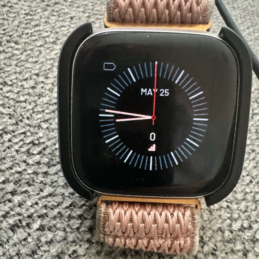 Fit bit versa 2 great condition